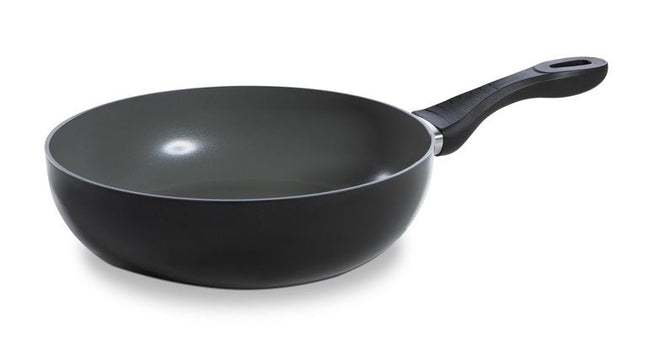 Wok with ceramic non-stick coating