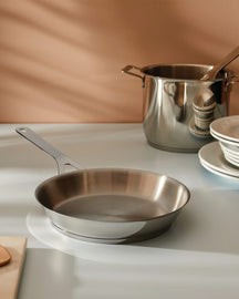 Alessi Frying pan Pots&Pans - AJM110/24 - ø 24 cm - by Jasper Morrison - without non-stick coating