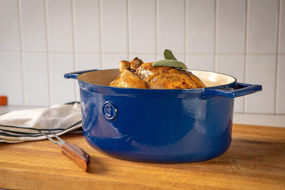 Saveur Selects Casserole Oval Voyage - Classic Blue - ø 30 cm - enameled non-stick coating