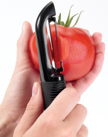 OXO Good Grips Thin peeler serrated