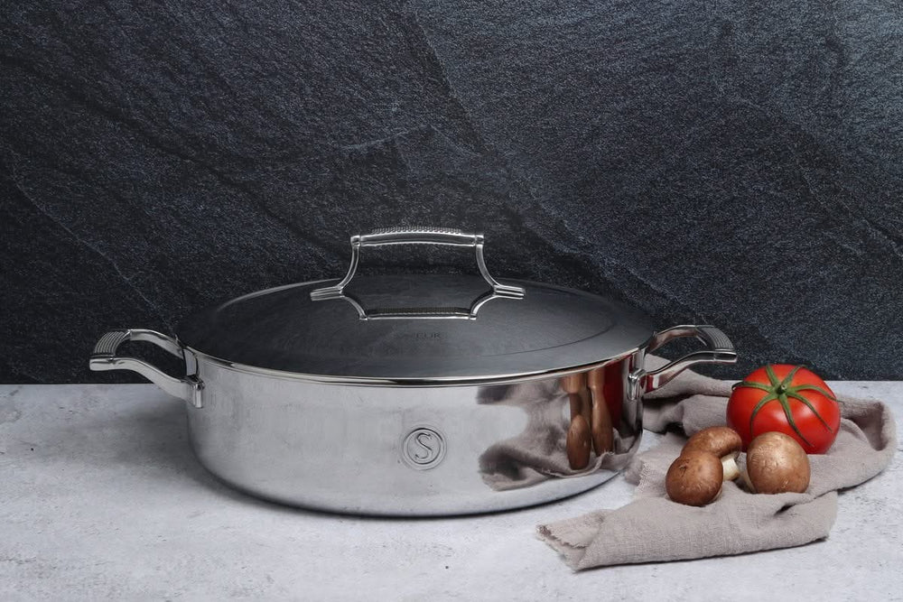 Saveur Selects sauté pan - Sauteuse - with lid Voyage - stainless steel - ø 30 cm - High - without non-stick coating