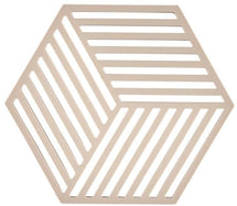 Zone Denmark pan trivet Hexagon - Desert - 16 x 14 cm