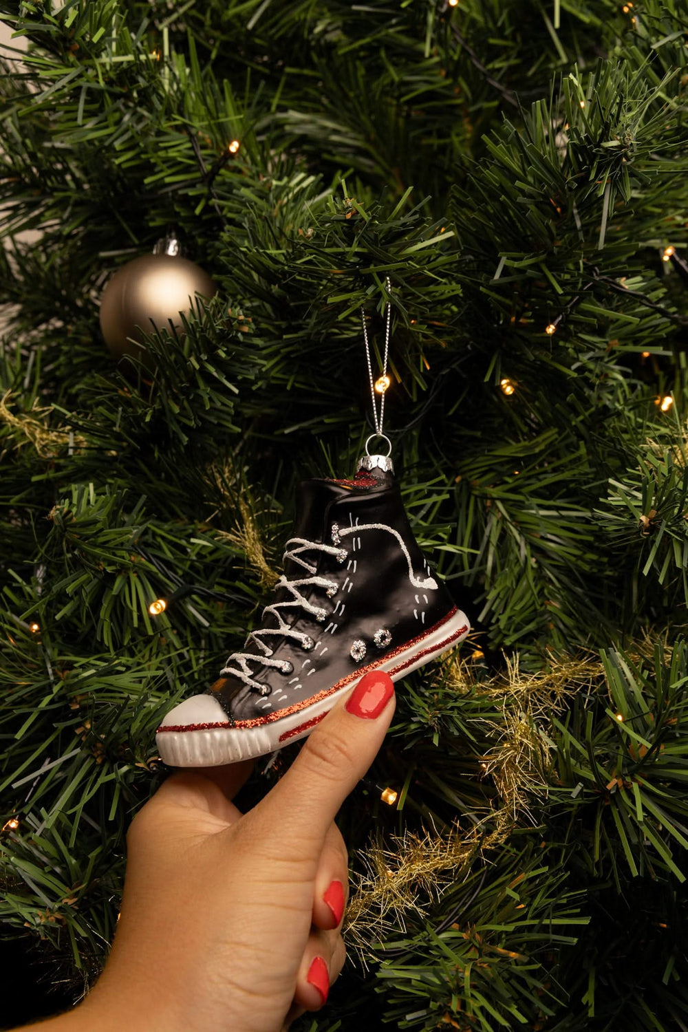 Nordic Light Christmas Ball Sneaker Black 11 cm