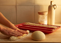 Emile Henry Bread baking mold for 3 baguettes - Grand Cru