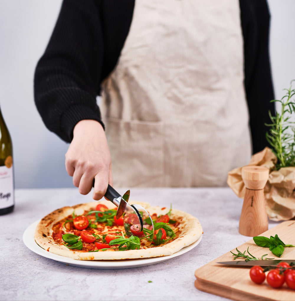 Cosy & Trendy Pizza Cutter - Delish - Stainless Steel Black