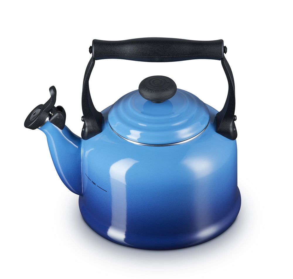 Le Creuset Whistling kettle Tradition - Azure - 2.1 liters - induction suitable -.