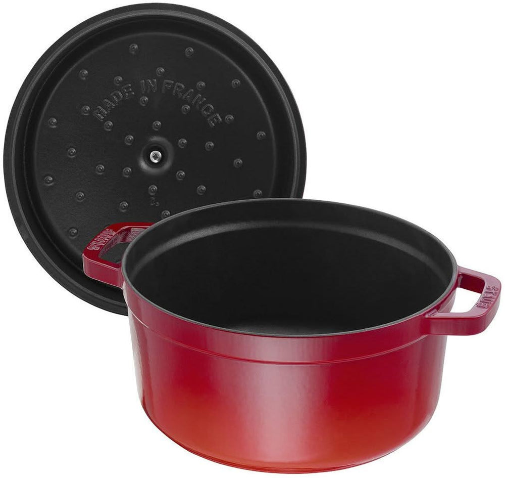 Staub Casserole / Cocotte - Cherry red - ø 18 cm / 1.7 liters