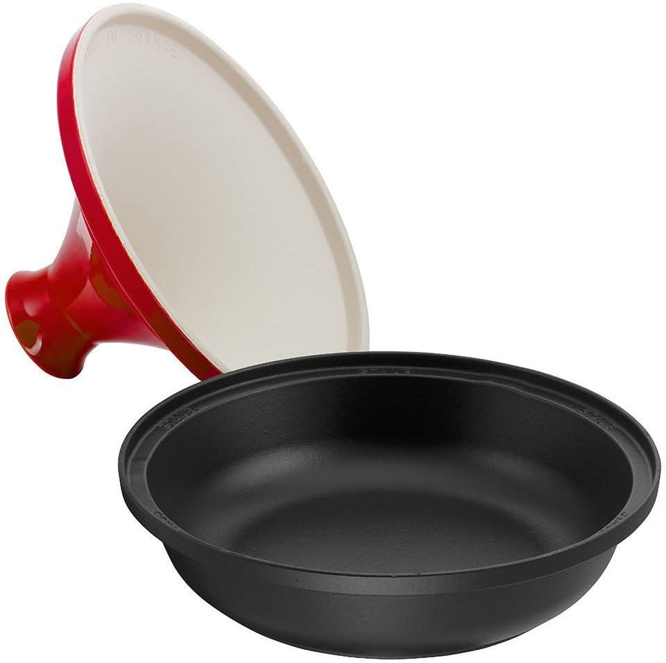 Staub Tajine - cherry red - ø 28 cm / 2 liters