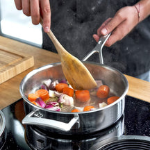 Demeyere sauté pan - Sauteuse - Industry 5 - ø 28 cm / 5.7 liters + lid