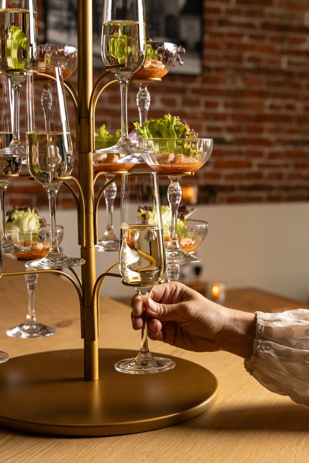 Artesa Cocktail Tree - for 8 to 12 glasses - Gold