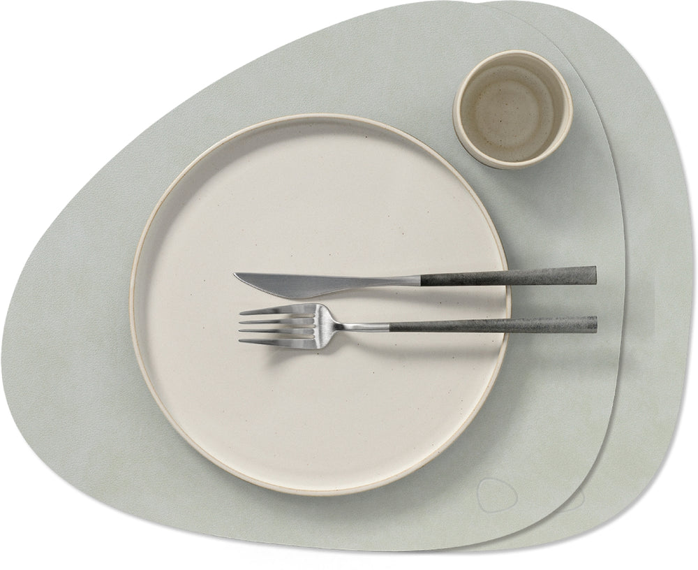 LIND DNA Placemats Nupo - Leather - Metallic - Curved - 44 x 37 cm - 2 pieces