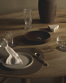 LIND DNA Placemats Nupo - Leather - Brown - Curved - 44 x 37 cm - 2 pieces