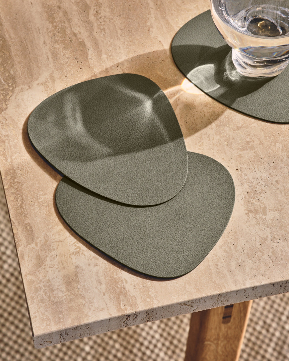 LIND DNA Coasters Nupo - Leather - Army Green - 13 x 11 cm - 4 Pieces