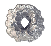 Nordic Ware Turban / bake form - Holiday Wreath Silver - cast aluminum - ø 29 cm / 2.1 liter