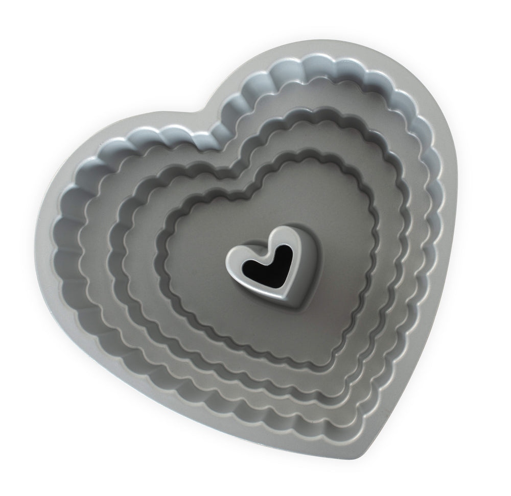 Nordic Ware Turban / bake form - Tiered Heart Bundt - cast aluminum - 27 x 25 cm / 2.8 liter