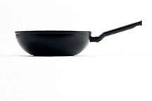 BK Wok pan Easy Induction - Aluminum - ø 30 cm / 5 liters -. Ceramic non-stick coating