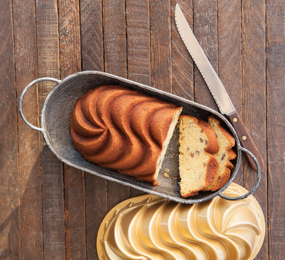 Nordic Ware Cake form / Bread baking moldHeritage Loaf Pan 29 x 16 cm / 1.4 liters