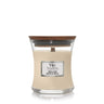 WoodWick Scented Candle Mini Vanilla Bean - 8 cm / ø 7 cm - Scented Candle in Glass - Wooden Wick