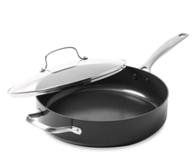 GreenPan sauté pan - Sauteuse - with lid - Copenhagen - Black - ø 28 cm / 4.3 liters -. Ceramic non-stick coating