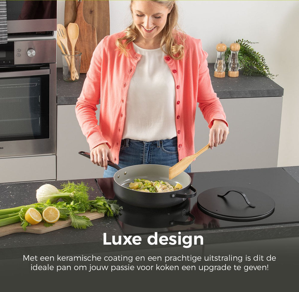 BE Living sauté pan with Lid - Ø 28cm - Ceramic non-stick coating - PFAS free - Suitable for all heat sources - Black