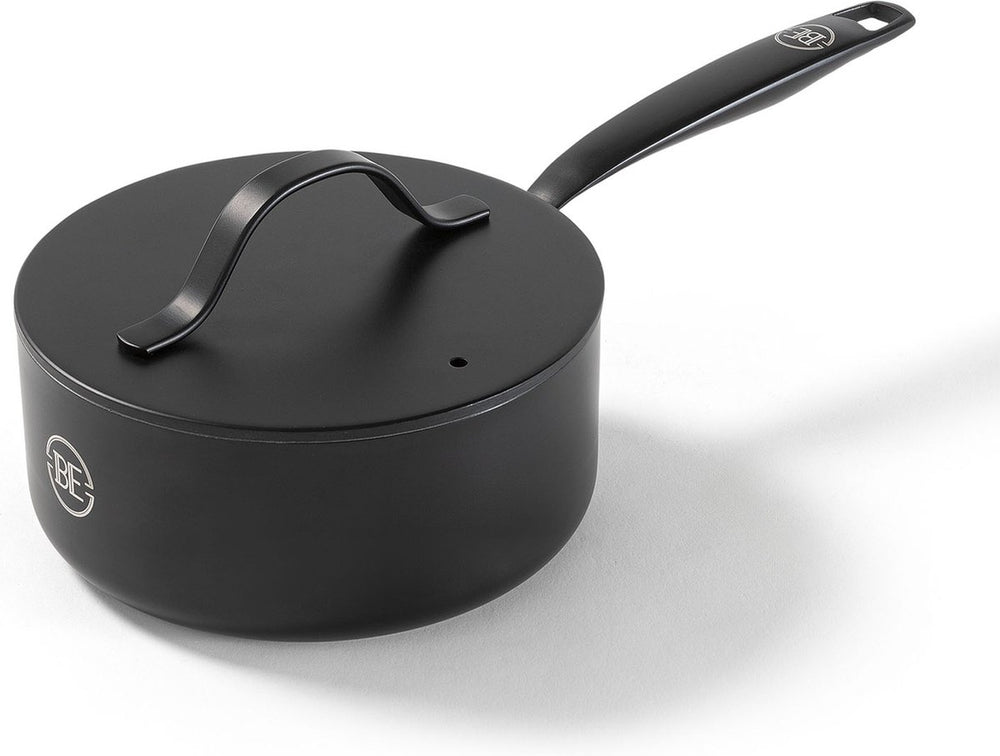 BE Living sauce pan with Lid - Ø 18cm - Ceramic non-stick coating - PFAS free - Suitable for all heat sources - Black