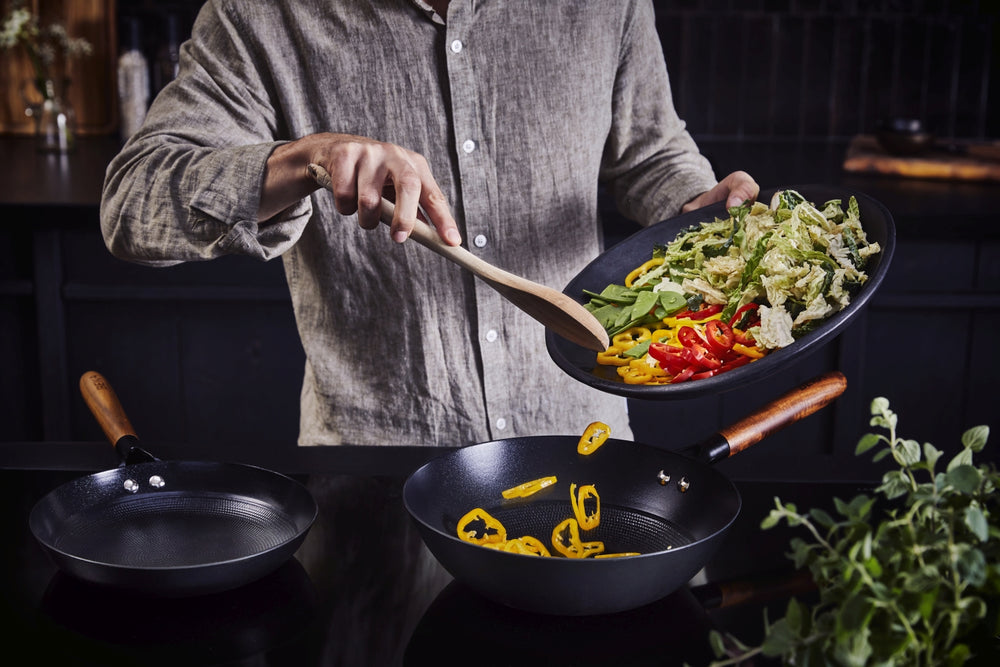 BEKA Wok Pan Mandala Cast Iron ø 28 cm - ceramic non-stick coating - suitable for all heat sources