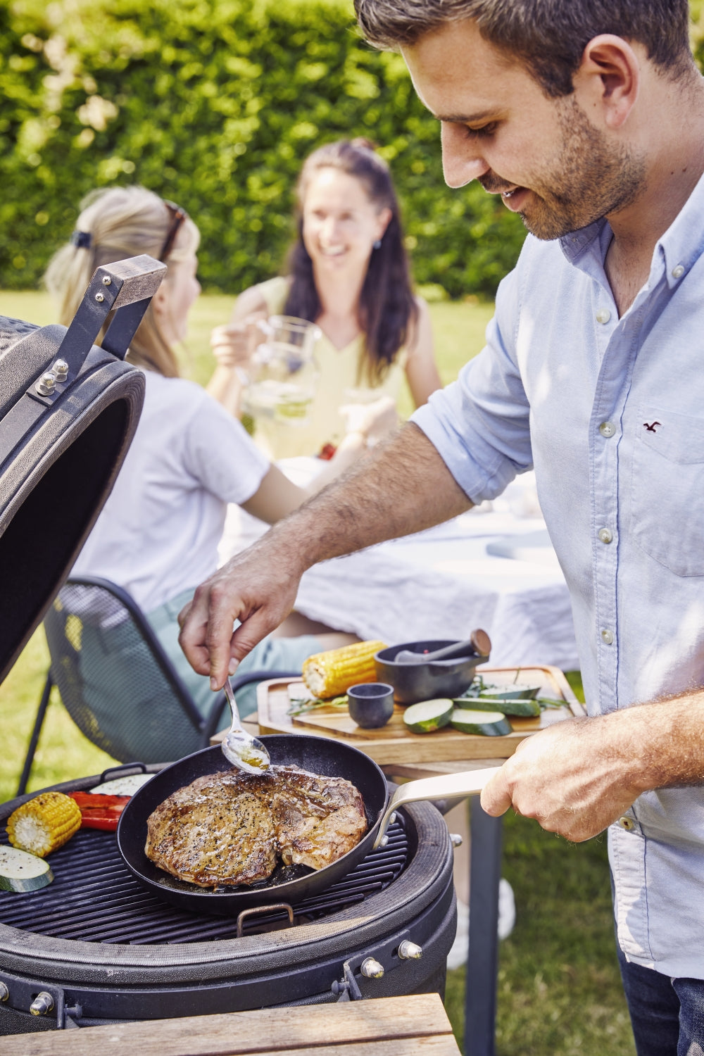 BEKA Frying Pan Set Stark ø 24 cm + 28 cm - without non-stick coating - suitable for all heat sources