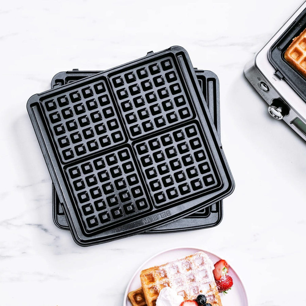 GreenPan Waffle iron - Black - includes 2 sets of waffle plates - ceramic non-baking coating