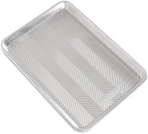 Nordic Ware Baking tray Prism 40 x 29 cm - jelly roll pan