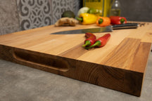 Blackwell Wooden Cutting board  - With Handle - Beech - 60 x 40 x 4 cm