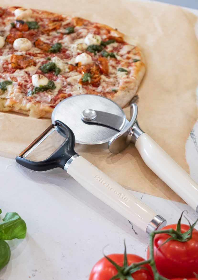 KitchenAid Pizza cutter Core - Almond White