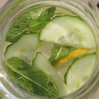 Refreshing with mint and lemon