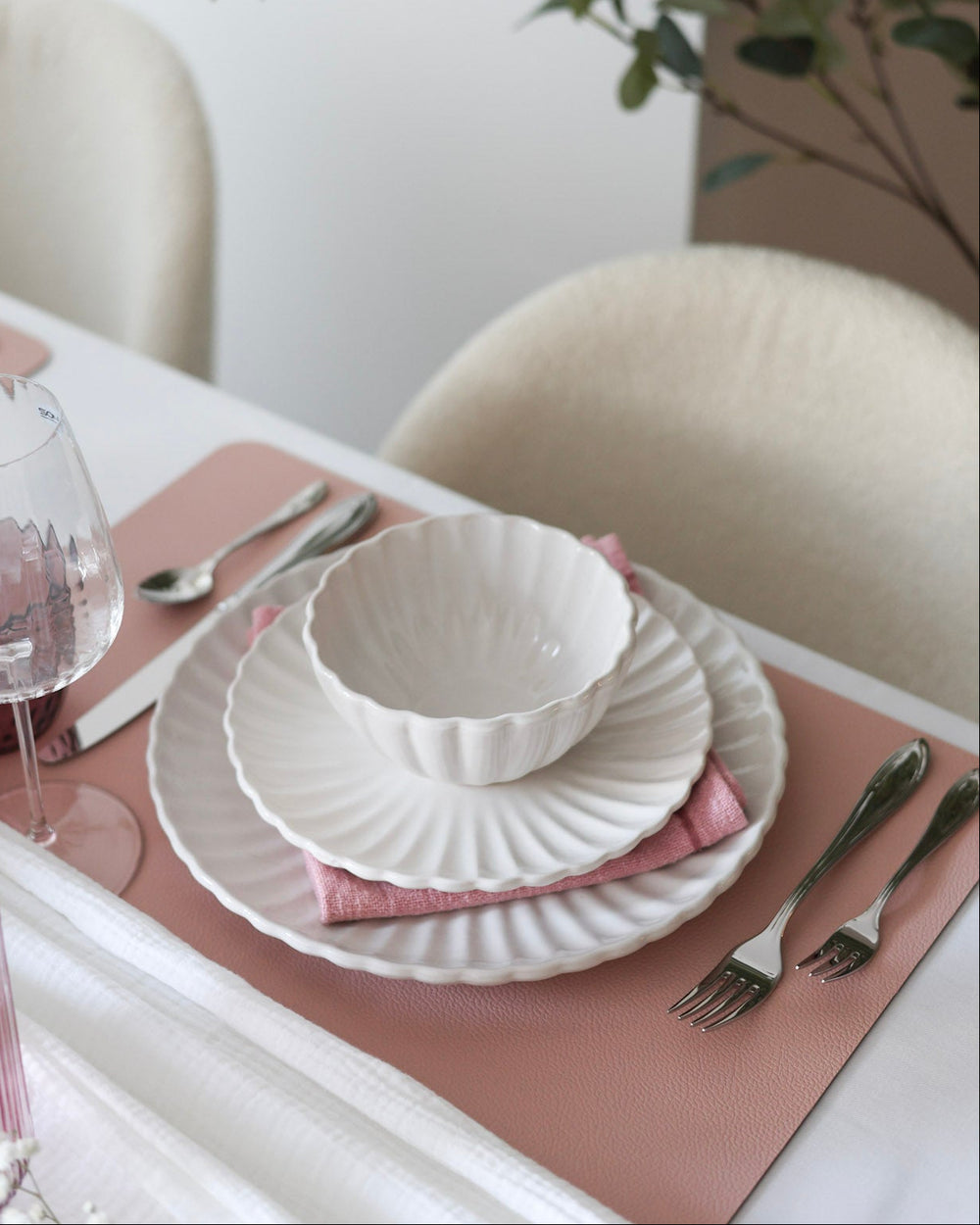 Cookinglife 6 Placemats + 6 Coasters - Double-sided - Vegan leather - Pink / Grey - 12 pieces