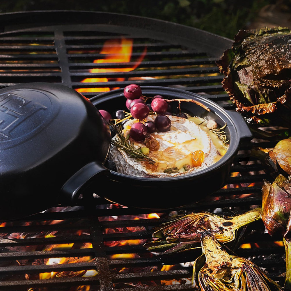 Emile Henry BBQ Cheese Baker - Truffle - 20 x 18 x 10 cm