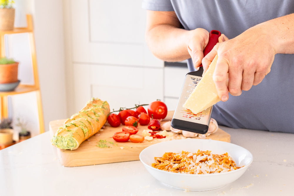 KitchenAid Grater Classic Empire Red - Medium