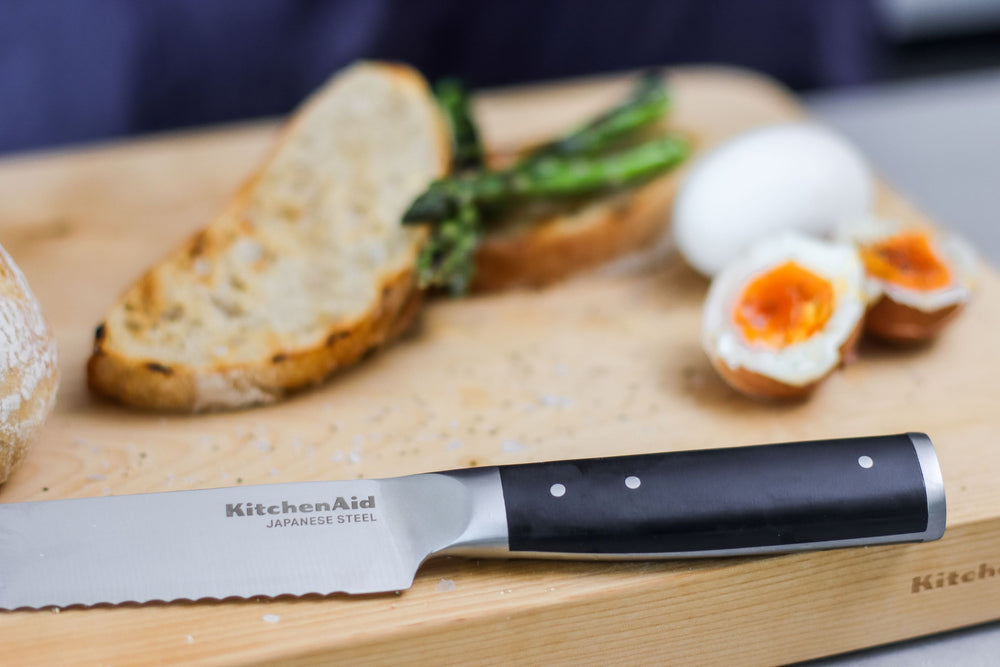KitchenAid Bread knife Gourmet 20 cm + free knife guard