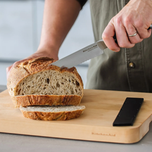 KitchenAid Bread knife Gourmet 20 cm + free knife guard