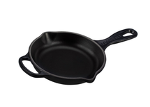 Le Creuset Skillet Signature - Matte Black - ø 16 cm - enameled non-stick coating