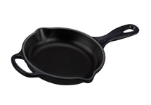 Le Creuset Skillet Signature - Matte Black - ø 20 cm - enameled non-stick coating