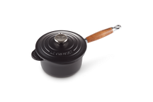 Le Creuset sauce pan with lid - Tradition - Matte Black - ø 18 cm / 1.8 liters