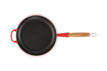 Le Creuset Frying pan Signature - Cherry red - ø 24 cm / 1.6 liter - enameled non-stick coating