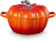 Le Creuset Casserole Signature - Pumpkin - Orange Red - ø 24 cm / 3.7 liters