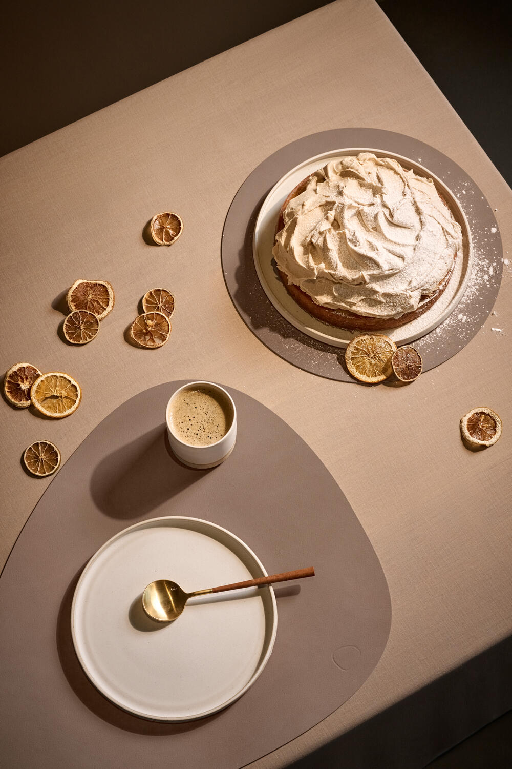 LIND DNA Coasters Nupo - Leather - Truffle - 13 x 11 cm - 4 Pieces