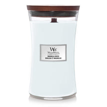 WoodWick Scented Candle Large Magnolia Birch - 18 cm / ø 10 cm - Scented Candle in Glass - Wooden Wick