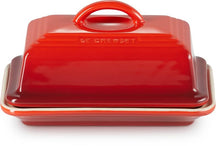 Le Creuset Butter dish - cherry red