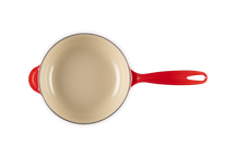 Le Creuset Saucepan Cast Iron - Gold Knob - Holly Christmas - Cherry Red - ø 21 cm / 2 Liter