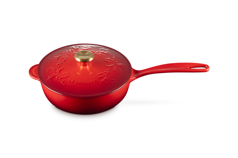 Le Creuset Saucepan Cast Iron - Gold Knob - Holly Christmas - Cherry Red - ø 21 cm / 2 Liter