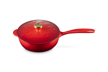 Le Creuset Saucepan Cast Iron - Gold Knob - Holly Christmas - Cherry Red - ø 21 cm / 2 Liter