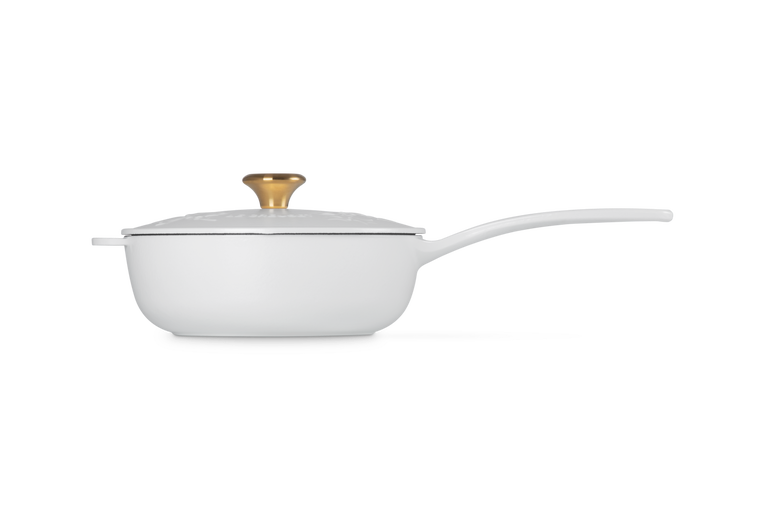 Le Creuset Saucepan Cast Iron - Gold Knob - Holly Christmas - White - ø 21 cm / 2 Liter