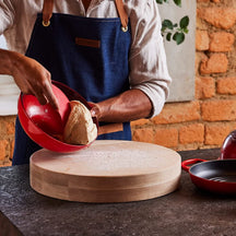 Le Creuset Bread pan Signature - Cherry red - ø 24 cm / 1.6 liter